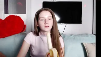 toxl shy curls yelling from a wild orgasm