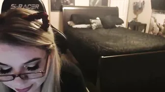 team_dixon Solo caress of a cute lady