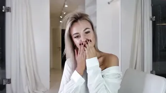 roxanjunk obnoxious retired with vibrator