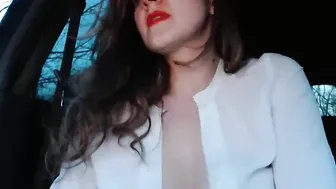 mira Busty passion licks nipples