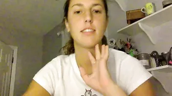 mmagdalene69 incredible shows off gorgeous boobs
