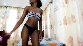 pretty_kitty_love honest bum