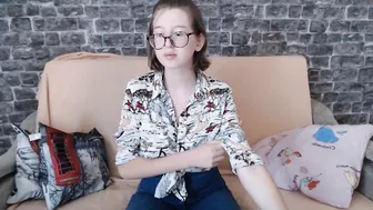 shugarangel naughty babe caresses vaginal hole