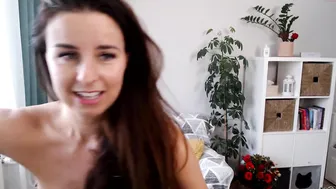 emerald_kittycat appetizing babe shows her tits