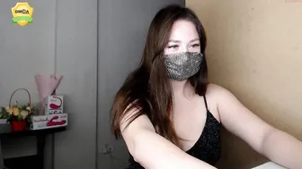 emerald_stone_ Hot brunette