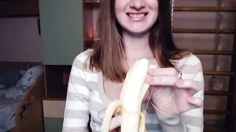 lick_it_up_big_boy showering