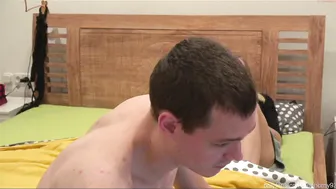 beehorny93 busty bitch jerks pussy with phallus