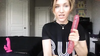 blondelovetoy charming slut is naughty with a vibrator
