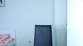 elissbaby juicy sluts play with sex toy
