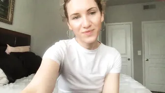 blondelovetoy crazy nurse posing on camera