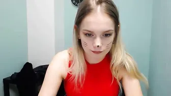 ann_livv lustful women are jerking their pussies with sex toys