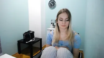 ann_livv slutty schoolgirl