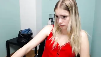 ann_livv Busty filly