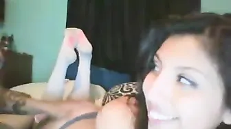 jenjor9596 busty hottie caresses shaved pussy