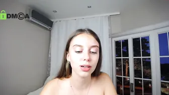 molly_so slut pussy fingers in pussy