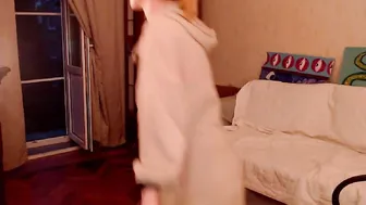 alicebreeze Red-haired confused