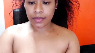 hombrereal handjob in front of the camera