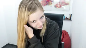 blonde_andcute mature skillful slut