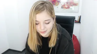 blonde_andcute mature skillful slut