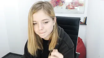 blonde_andcute mature skillful slut