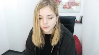 blonde_andcute mature skillful slut