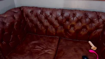 amanda_allen busty passion licks nipples