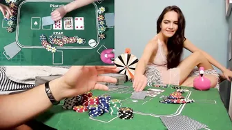 strippokernight significant slut caresses sex lips