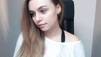 beckytras naughty babe puts big tits