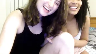 2girl1dorm sexy chickens caress excited nipples