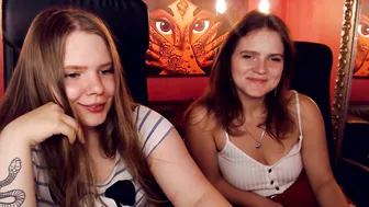 sweetsinsss naughty slut caresses big tits