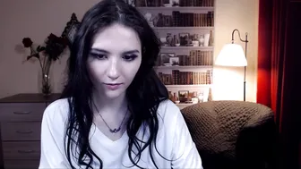 sophy_bishop thinty passionately pulls the cap