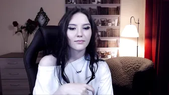 sophy_bishop big breasted bitch posing in lingerie