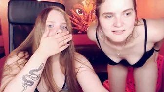 sweetsinsss the bitch paid the courier for the pizza