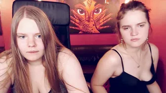 sweetsinsss the bitch paid the courier for the pizza