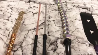 princessorla black-haired handjob lying on the couch