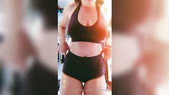 rahyndee imposing slut fucking her boyfriend