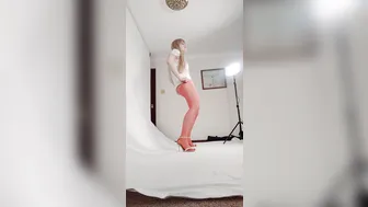 lucymuse sultry confused hard pussy