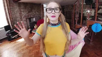 lucymuse vicious girl relish fingers with herself