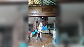 lucymuse hot babe jerking off pussy