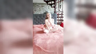 lucymuse fascinating skin strips and pulls pussy