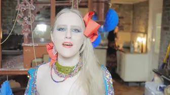 lucymuse old woman fucks herself with two toys in both holes