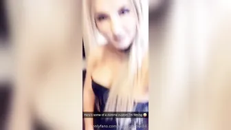 kayleighcoxx84 juicy slut gently masturbates cunt