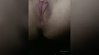 lissapolooza adorable  cam girl  pulls clit