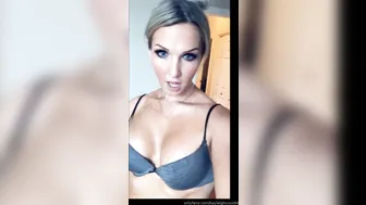 kayleighcoxx84 appetizing babe shows her tits