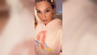 kayleighcoxx84 skinny girl posing nude