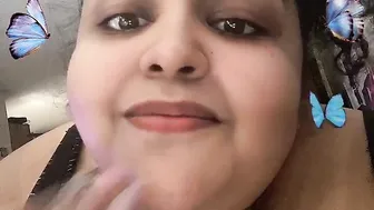 goddesskonata hot chick fucks shaved pussy