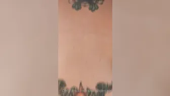 downundercple busty slut jerks off and cums