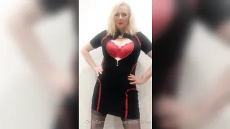 courtesananna webcam activity