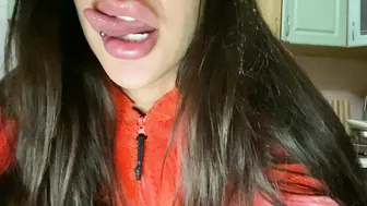 bakhar blond slut jerking off dick