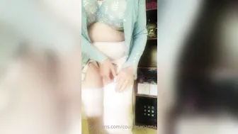 courtesananna gorgeous slut in oil